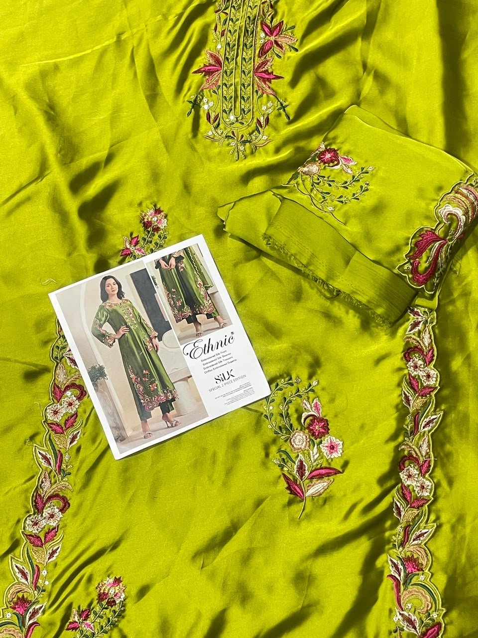 ETHNIC SILK EMBROIDERED 2 PIECE ARTICLE