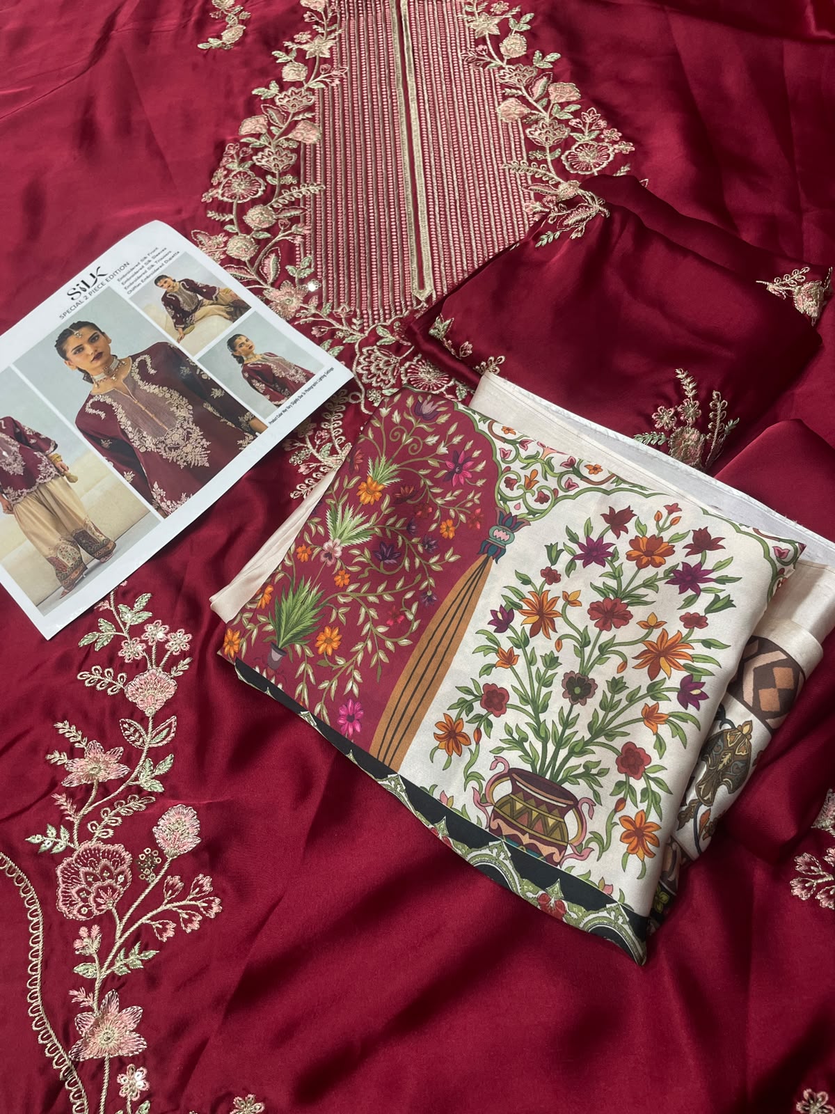 ETHNIC EMBROIDERED 2 PIECE ARTICLE