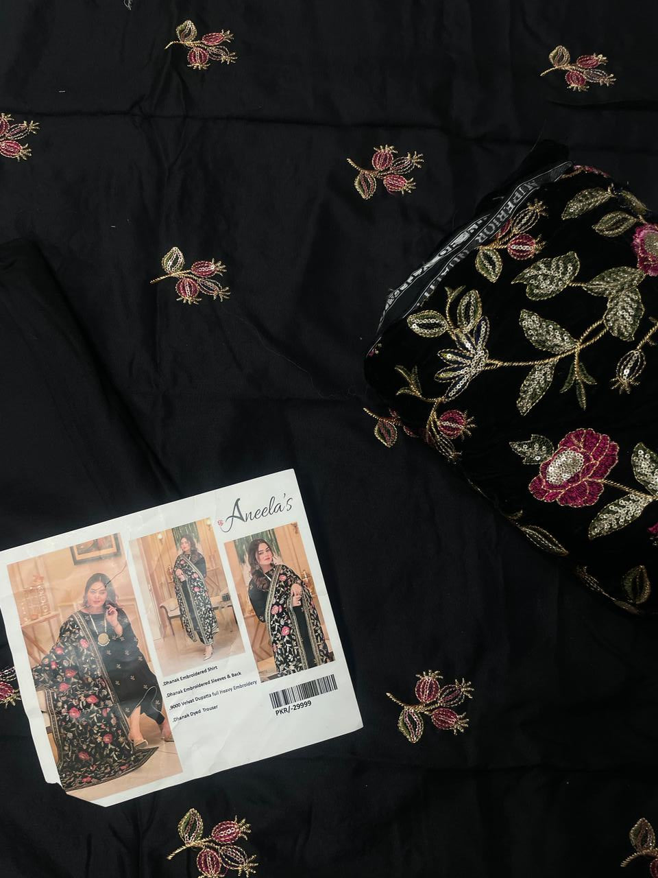 ANEELA'S DHANAK VELVET SHAWL 3 PIECE ARTICLE