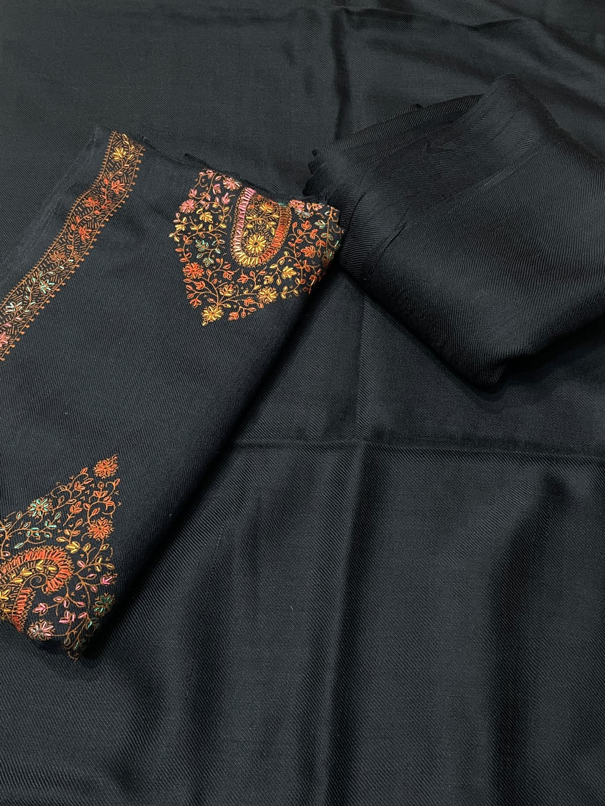 KASHMIRI KACHA TANKA 3 PIECE ARTICLE