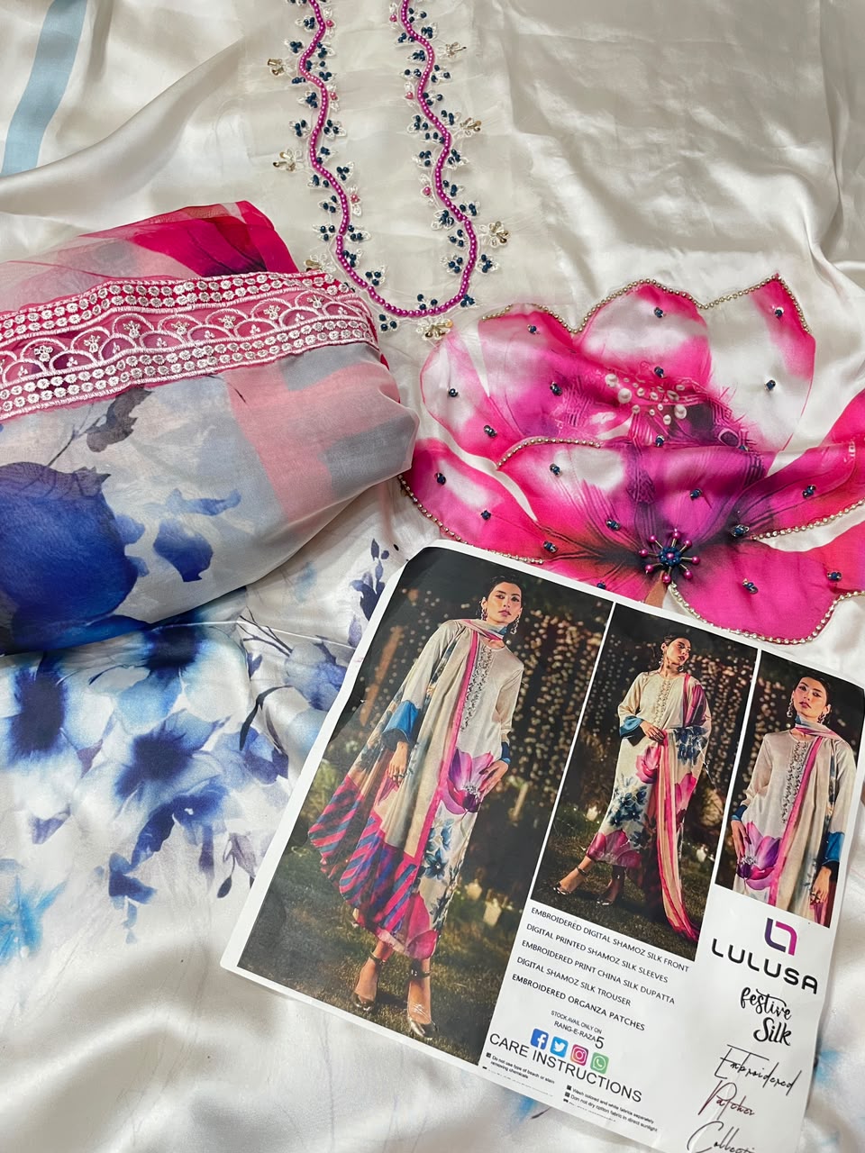 SILK PRINTED LUXURY 3 PIECE ARTICLE
