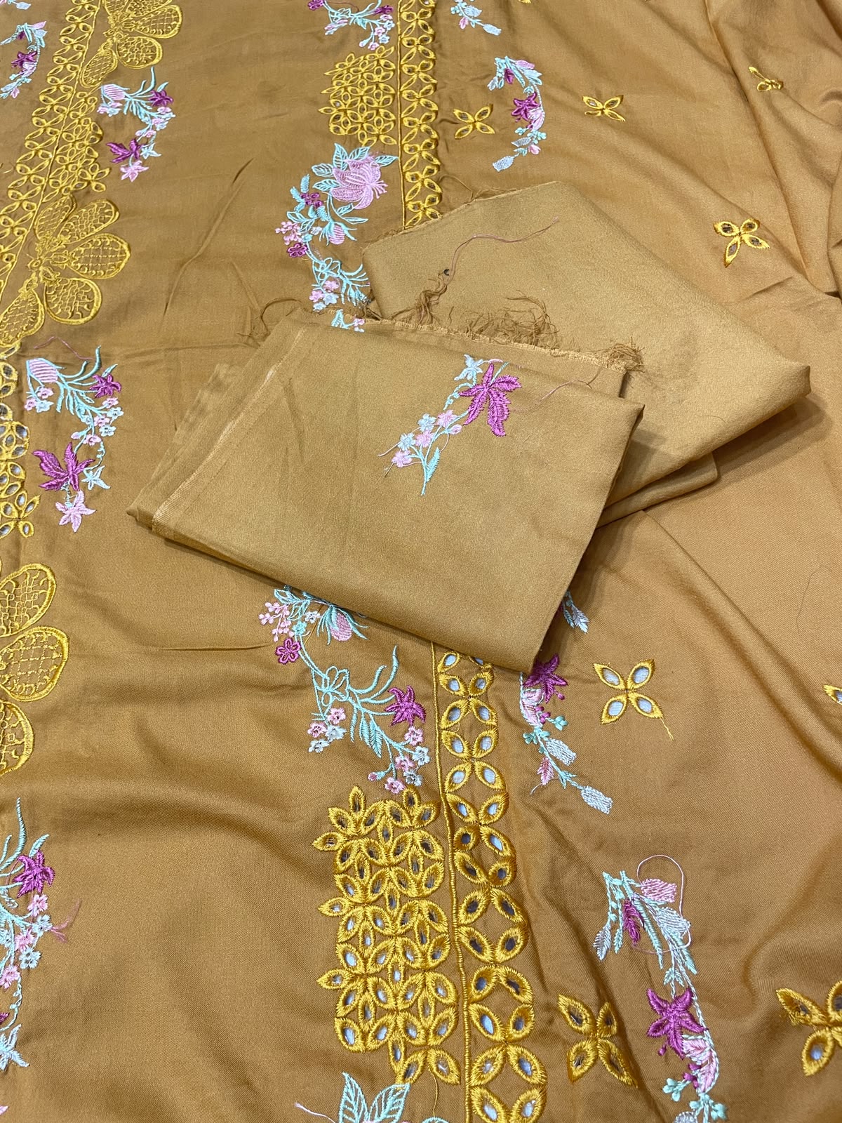 DHANAK EMBROIDERED 2 PIECE ARTICLE