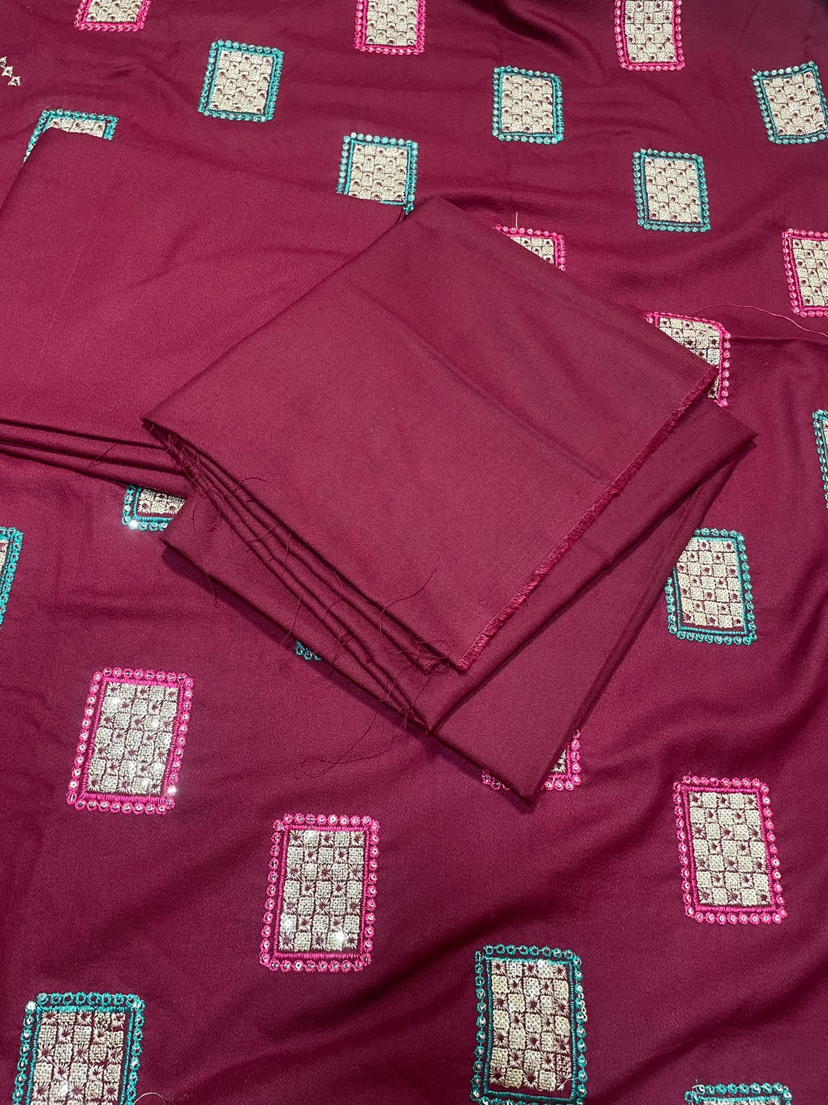 DHANAK EMBROIDERED 2 PIECE ARTICLE